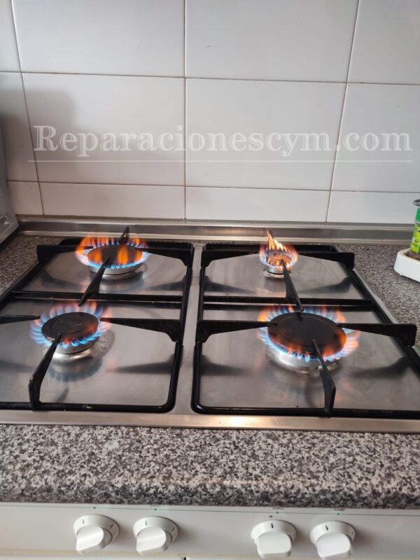 TÉCNICO DE COCINAS DE FUEGO, VITROCERAMICAS Y ENCIMERAS EN CADIZ Y CERCANIAS - Imagen 3